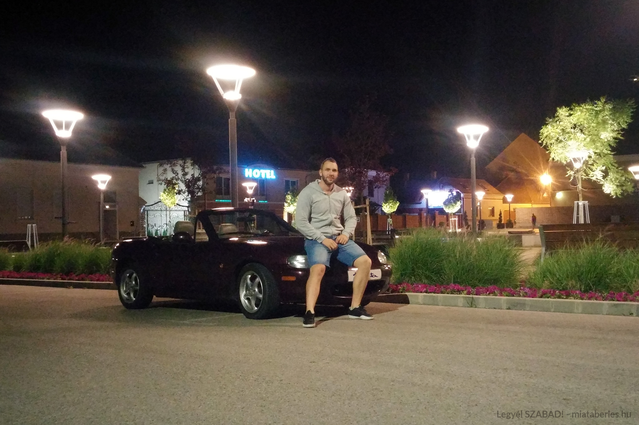 szilard_ejszaka_utanfuto